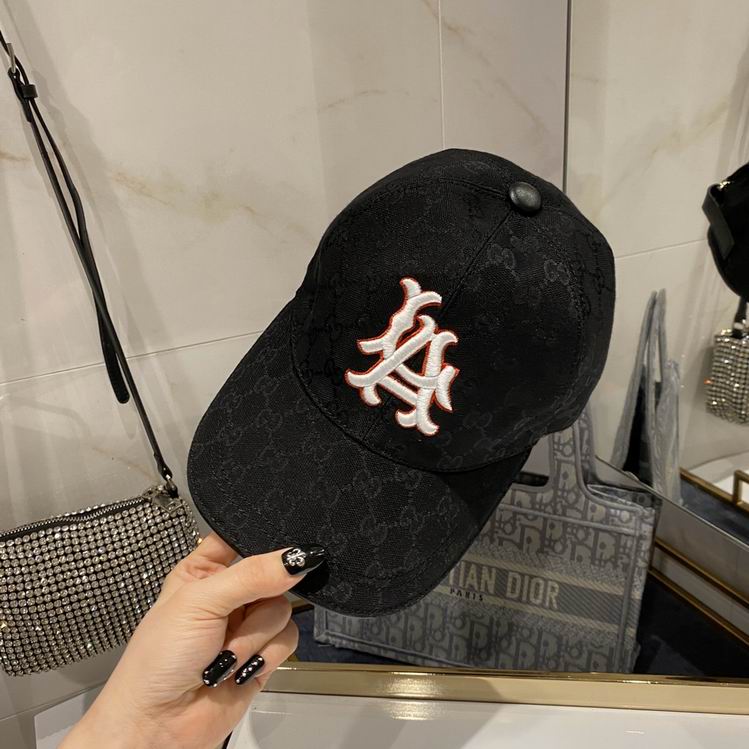 Gucci X NY cap 032405